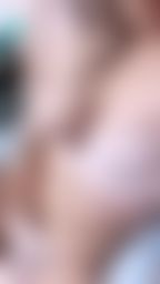 l********e : 內衣都穿上去了 ⋯但小穴好癢🥺🥺只好慰慰一波再出門🔥🔥👙你說蜜穴濕答答了吧💦💦💦