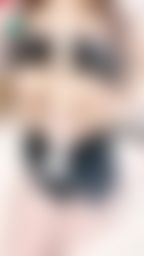 lovesisi : 📹現場live情色直播中📹超猛的 你看過用這個乳交?😱