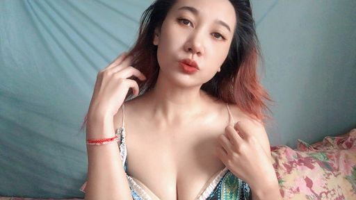 m******r : Sexy time in the morning on my bed
