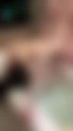 ladyyuan : 3p閨蜜👭一起玩哥哥肉棒愛愛💦
撞到ㄧ個高潮! 換我動,動到一半哥哥受不了!
直接ㄧ秒8下超用力的幹我⋯ 我直接高潮到翻掉⋯
看我表情就知道有多爽💦