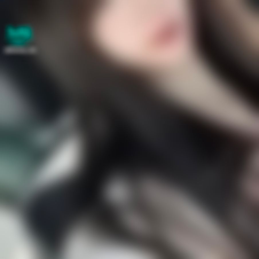  : 出門吃飯囉！哥哥要跟我一起吃午餐嗎？😚