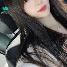 kimmy_my : 出門吃飯囉!哥哥要跟我一起吃午餐嗎?😚