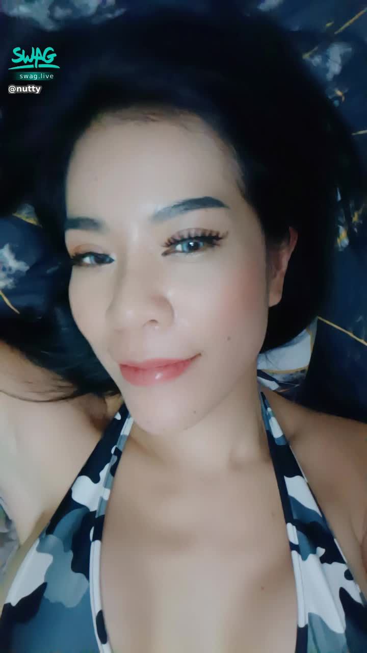 nutty : Sawaddee ka Thai gril ☺️🍑🤤👙🐚👋 #sexy #pretty #beauty #pussy #chape