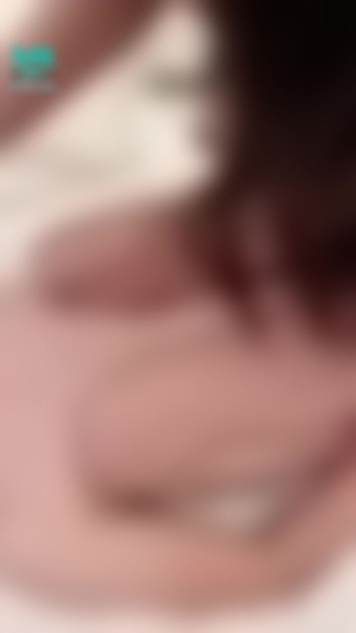 ladyyuan : 3p 與閨蜜雙飛大戰粉絲哥哥愛愛💦


直接女上位坐在哥哥身上狂搖，哥哥ㄧ下子就快要被我搖出來了吧🥺💦 我都小穴很濕又很緊，哥哥第三次射可以撐多久呢？