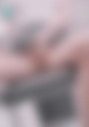 s***********m : 上课脱了内裤慰慰了,
好羞涩哦😱😍
没人注意到,不然学长与老师要3p+4p了
🥵🥵🥵🥵
👿自慰特寫😈