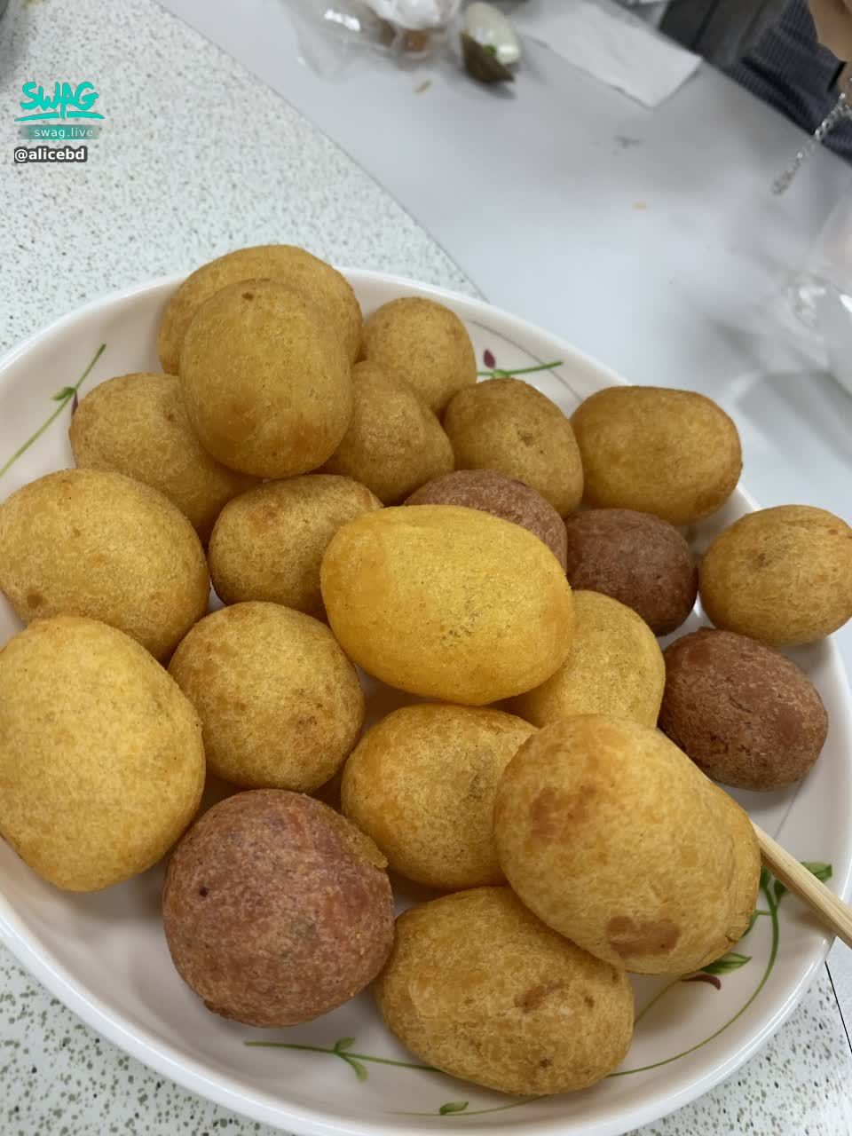  : Eat some sweet potato balls and be shocked!


#swag最正 #Alice #alicebd #愛麗絲絲 #愛麗絲帶你夢遊去 #性感 #大奶🔥 🔥 #sexy #巨乳 #可愛 #誘惑 #生活 #騷 #奶 #sexygirl