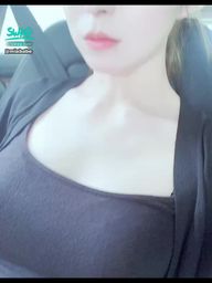 miababe : 有没有哥哥偷看我的小neinei?😜😜