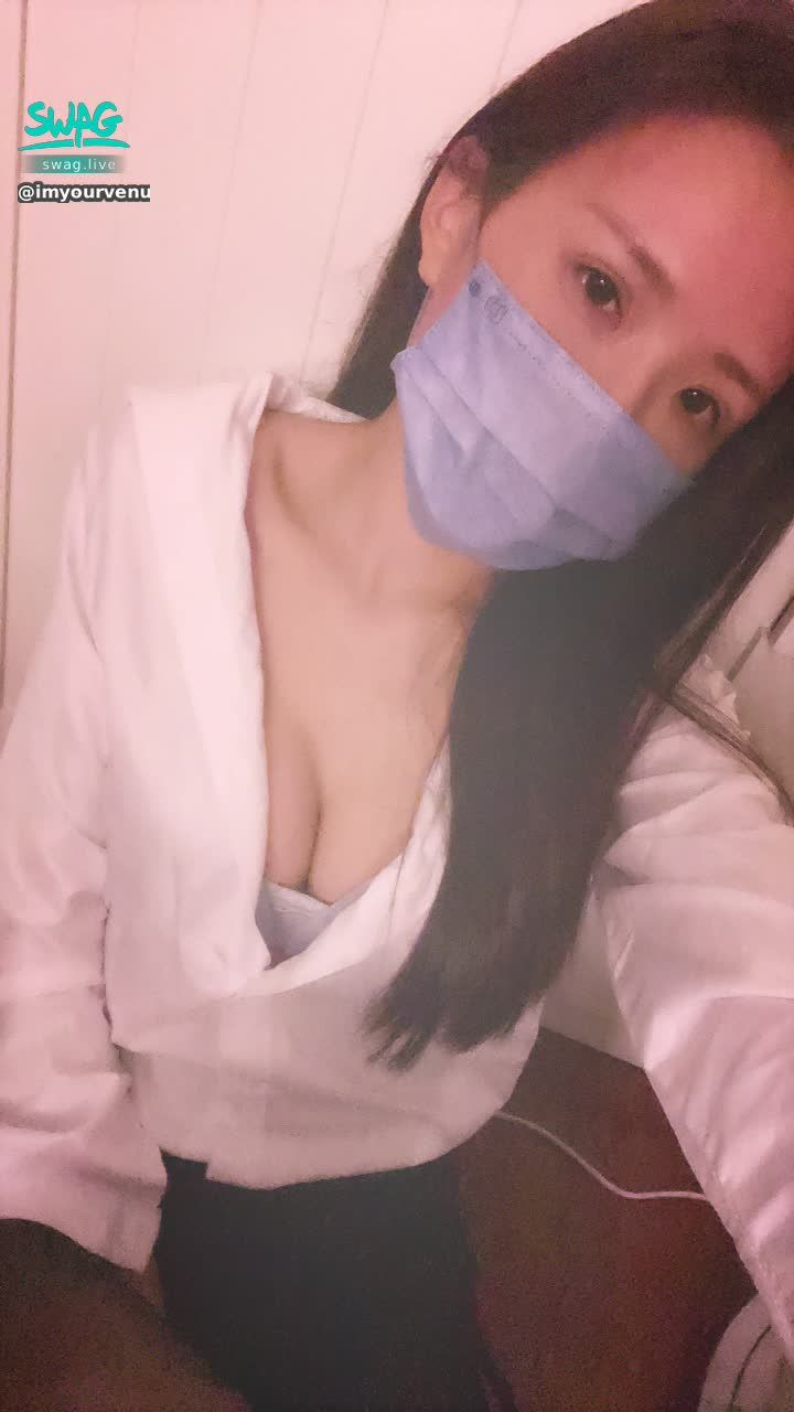  : 想要秘書加班的闆～私訊冪冪