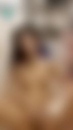 kikilinbabe : 掰穴沖水自己來舒服到抽搐