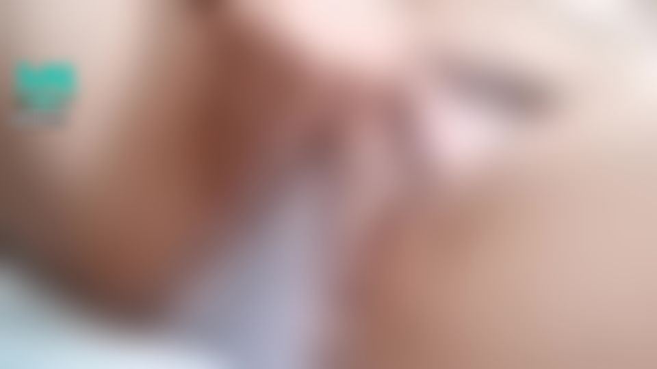  : 跨坐著掰開小褲褲…露出豆豆頭❤️❤️❤️❤️