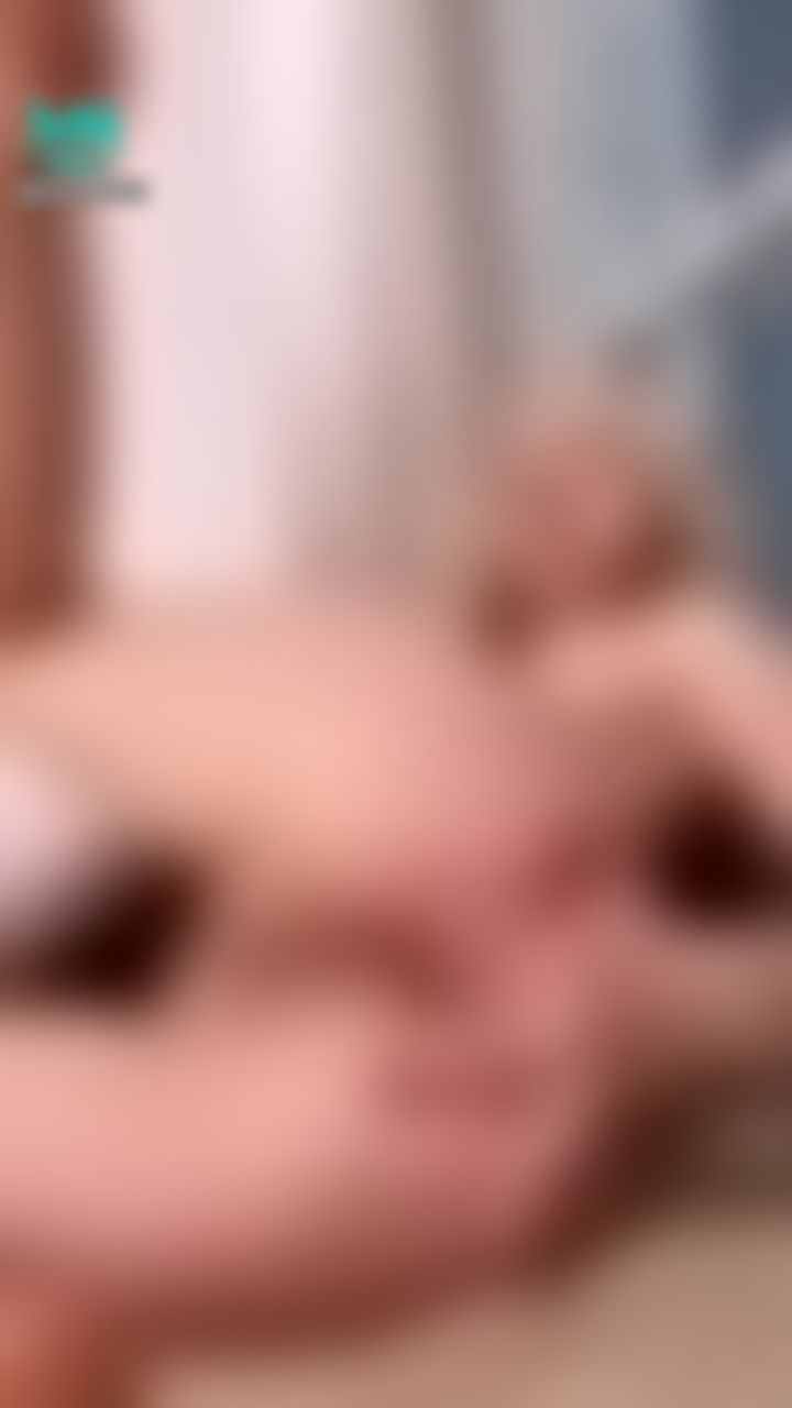  : Finger my asshole for you