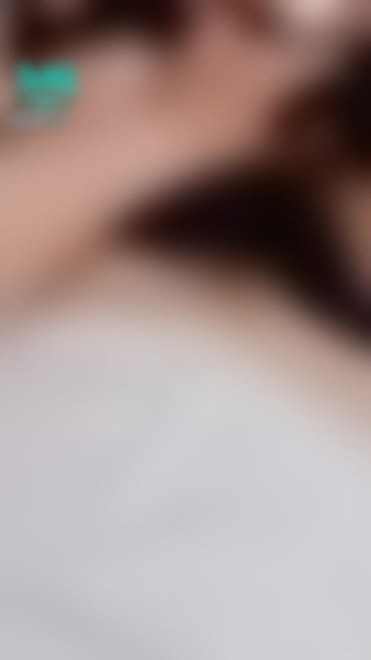 : 脫下內褲毛毛性感露出…特寫激動凸起的粉嫩小荳荳…再摳摳😘😘😘😘