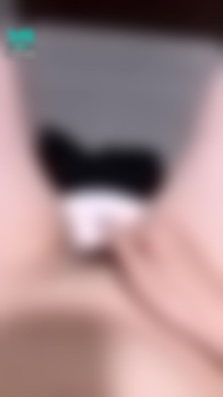 hedybaby : 🔥上班偷偷摸摸🔥想要哥哥添我的騷穴🥺💦💦