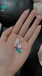 giajs : 感冒藥的藥丸好多哦😫😫😫真的是禍不單行嗚嗚嗚嗚
感冒又月經來😷😷😷
#然然日常 #giajs #然然