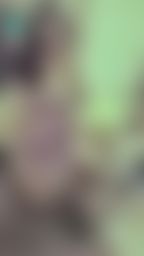 janicee : 發光的雙腿💓
對著鏡子彎腰的深V視野👀
跪在地上隨音樂起舞👠
胸口蕾絲下的粉色內衣🌹
真絲睡衣⭐
silky touch🌸
#內衣 #sexy #black #性感 #黑髮 #長髮 #乳溝 #低胸 #開衩 #美腿 #赤腳 #裸足 #鎖骨 #指甲油 #睡衣 #bra #乳溝 #蕾絲