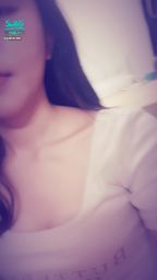 janicee : 性感男友視角😈
貼近胸口與腳趾的窺探👀
顯身材的貼身短上衣💋
露出內衣肩帶的乳溝🌹
keep fit💖
#長髮 #黑髮 #貼身 #性感 #Tshirt #短褲 #長腿 #美腿 #赤腳 #裸足 #指甲油 #乳溝 #低胸 #肩帶 #腳趾