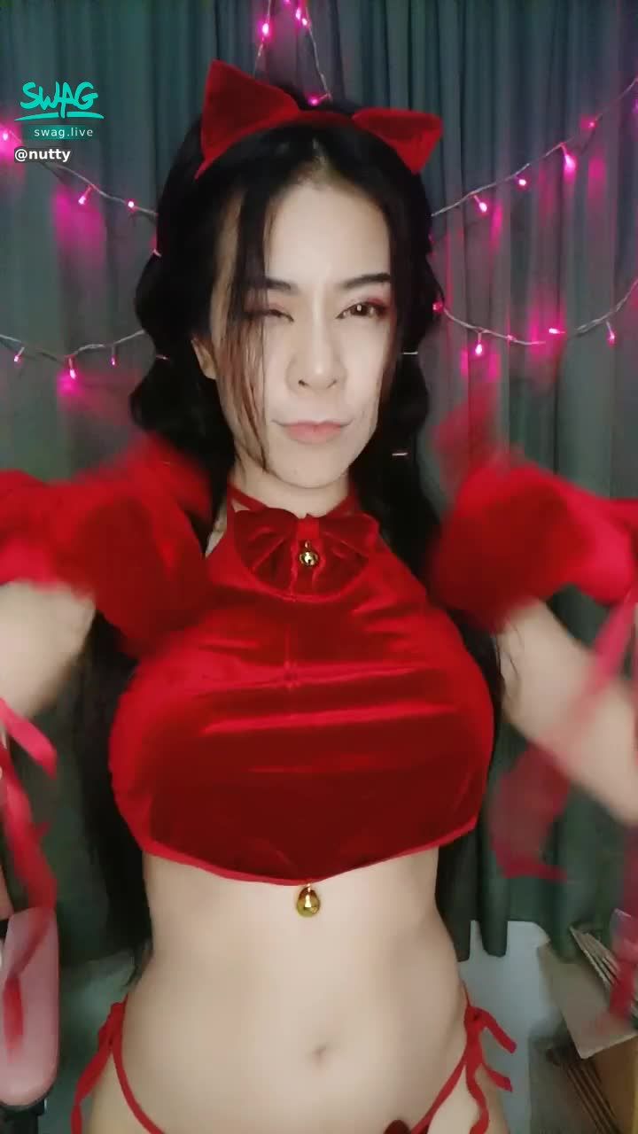 nutty : Cute cosplay😻❤️🤤 #Thai girl #dance #cute #beautiful #sexy