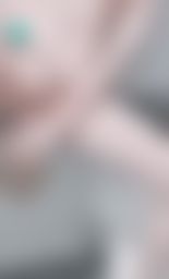 s***********m : 邊摸豆邊用大梆梆抽插,棒棒拉出來時近距看已沾滿白醬和淫水💦的肉棒😱😱😱