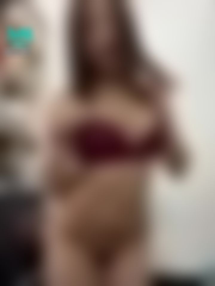 lulubibi : lulu脫內衣👙刺激你的肉棒🔥來看內衣裡的奶子裸體打手槍囉💦
#內衣 #脫掉 #裸體 #奶子 #屁股 #後背 #酒紅色 #露臉 #脫內衣 #解開 #誘惑 