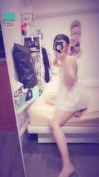 janicee : 大露背睡衣💙
轉過頭的美背🌹
純白誘惑💓
white chiffon⭐
#長髮 #黑髮 #貼身 #性感 #低胸 #長腿 #美腿 #赤腳 #裸足 #美足 #鎖骨 #sexy #指甲油 #睡衣 #細肩帶 #夢幻 #腳趾 #美背