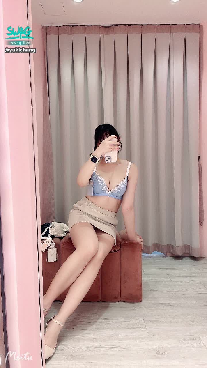 yukichang : Catch new underwear after get off work and guess what color I bought ❤️

💎 good health 💎 Yuki is the Diamond Goddess of the Week 💕
-
Thank you brothers for your support and care 🥰
Let Yuki help his brother save money during the epidemic
-
🔽 Activities method 🔽
Private message yuki to get up to 10% off when you buy diamonds with a passphrase 💎
Pass the passphrase to the official editor~
At once 🉑 Enjoy up to 10% off 😉
-
㊙️ Limited time plus code ㊙️
After successful purchase with passphrase
Screenshot private message to Yuki 🉐 God-level temptation private film 🫦
-
#鑽石推廣女神 #買鑽石享優惠 #粉絲福利 #限時加碼 #yukichang