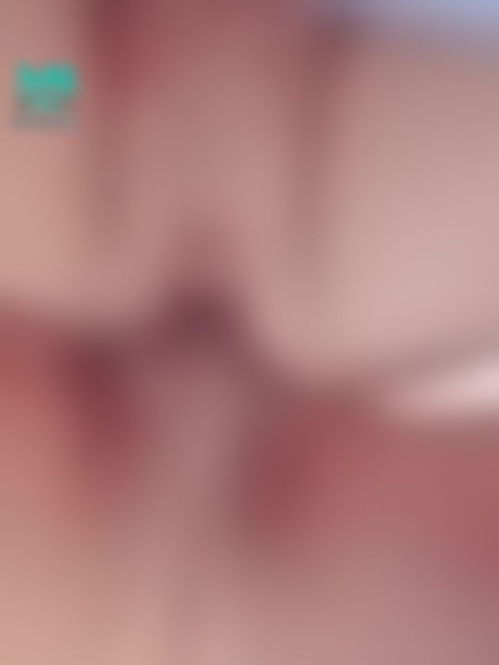  : 💜反差系女神 小楓💜哥哥一下又一下的大力撞擊 低吼一聲要射了 小楓情不自禁的大叫著 射給我 射進來 都給我 哥哥把滾燙的精液都射給了小楓❤️❤️
#淫蕩 #騷 #實戰 #打砲 #背後 #內射 #無套 #sexy #sex
