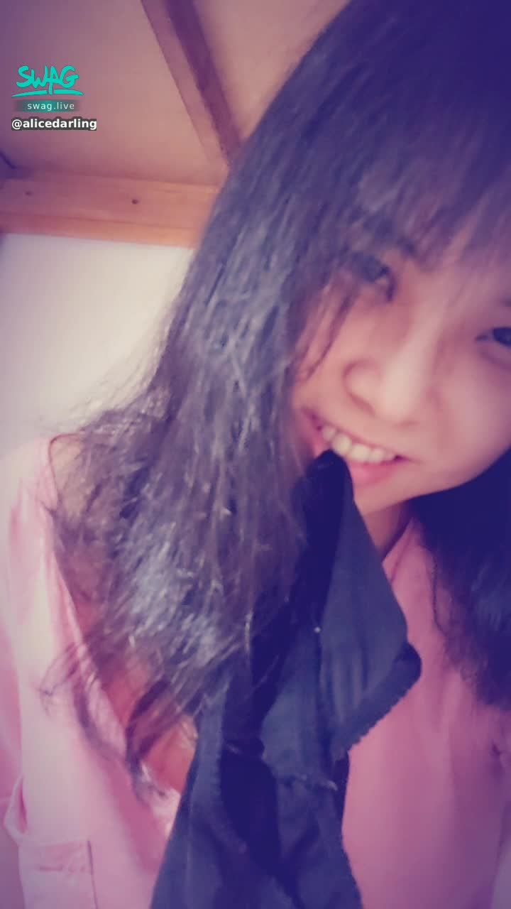  : 幫我穿小褲褲 🙂