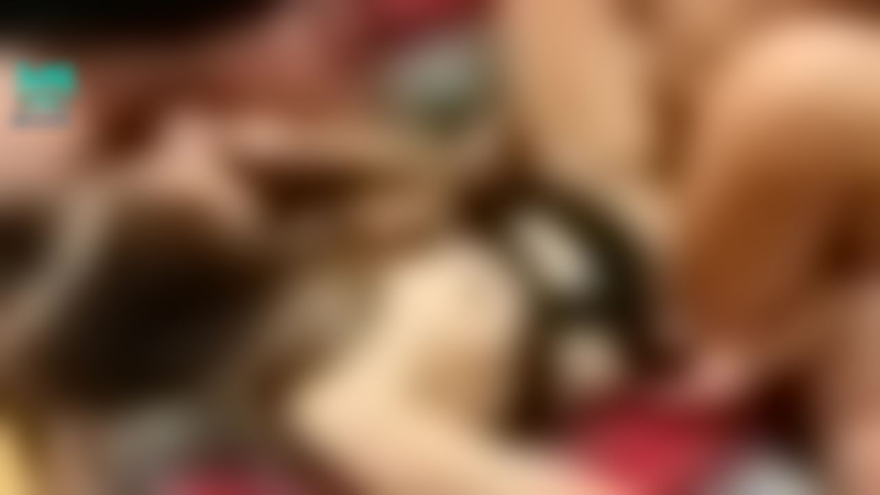  : 🆘欲求不滿的E奶黑衣天使痴女🆘一女兩男實戰3P 黑衣天使嘴巴喊一根 下面小嘴含一根 兩個穴穴同時🈵️足

完整版👉 https://app.swag.live/flix/5dcced24f2f1e81c2dd99a73