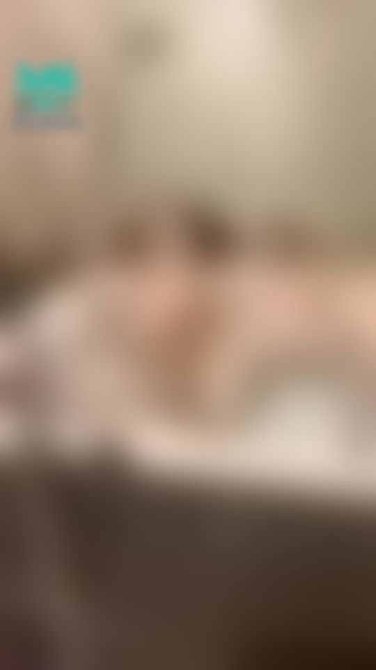 ladyyuan : 44秒必收藏 240鑽福利限動✌🏻
好淫蕩～3女水中人形蜈蚣😍色爆～
還有水中魔豆腐⋯⋯⋯⋯