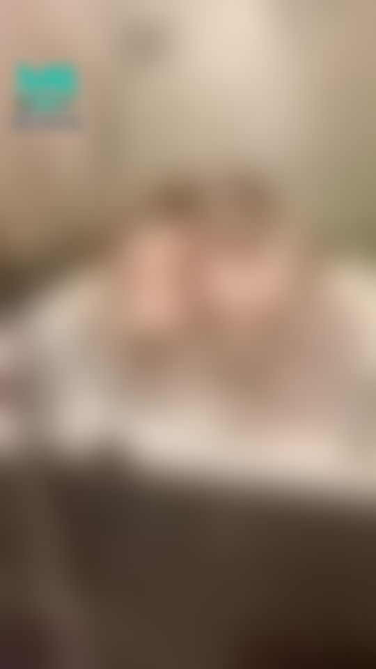 ladyyuan : 真的很色欸
女上位魔豆腐
又在水中🤣 很爽呢