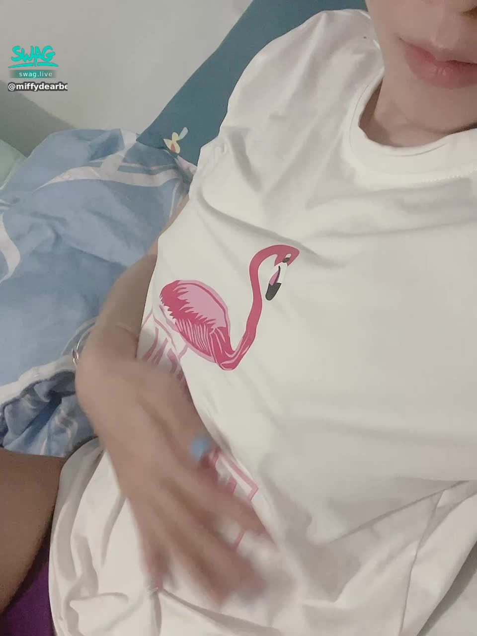 miffydearbebe : 激凸🔞🔞🔞 哥哥喜歡嗎？🈲