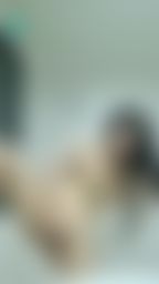 kikilinbabe : 變態視角之站姿低角度大掰穴邊擦頭髮腰還邊搖很想女上位坐到你身上搖
