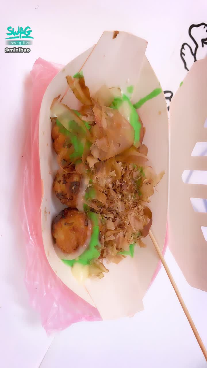  : yeah yeah yeah
I bought takoyaki 😋😋😋

Wow Shami tastes delicious 🥳




Are you a seaweed pie or a plain pie?
Still the same Wasami pie as me 😏