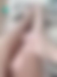 monicaray : Let’s smooth my feet and legs 😛