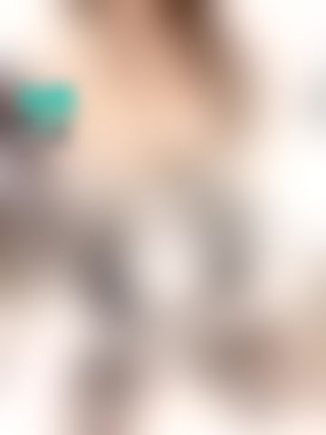  : 🔥本土E奶網紅女僕誘惑視頻🔥打掃到一半突然發現小怪獸 👾偷玩 會不會被主人發現？