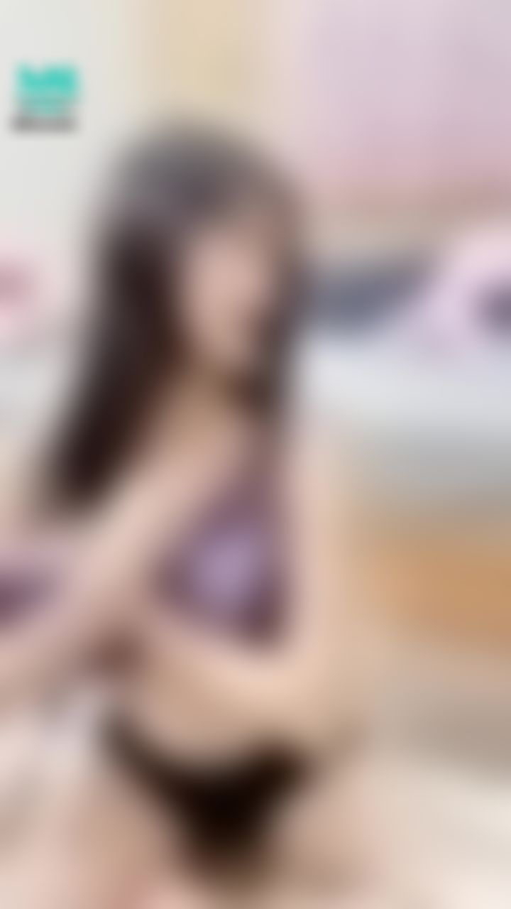  : 哥哥進來看我把衣服脫光光吧❤️❤️
內有小彩蛋喔❤️有沒有人喵到的❤️❤️
#脫衣
#擠奶