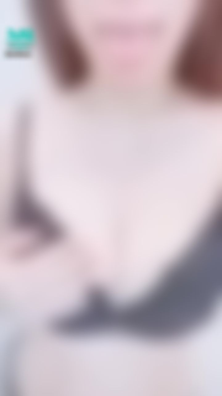  : 可琳上班了❤️
有空再到廁所拍照😘