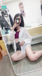 janicee : 拉下襯衫😍
露出香肩⭐
酒紅色💖
burgendy💓
#長髮 #黑髮 #sexy #短褲 #氣質 #赤腳 #美腿 #性感 #裸足 #露腰 #鎖骨 #小可愛 #細肩帶 #腳底
