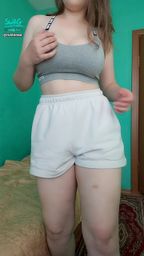 ruslanaa : dancing #twerk and bare breasts