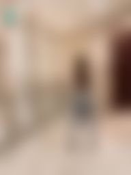 miababe : 真心话大冒险输了,被罚去男厕所脱光光跳舞😰😰厕所里面好像还有人😱阔出去了😜😜(1)