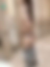 miababe : 真心话大冒险输了,被罚去男厕所脱光光跳舞😰😰厕所里面好像还有人😱阔出去了😜😜(2)