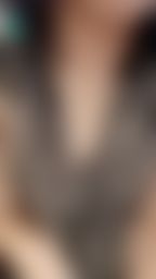 loveevelyn : 在串燒店給喜歡看內衣的哥哥發個限動😈
隔壁桌兩對一直在放閃😤