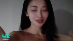 hotbabegirl : 好心幫忙破處 居然偷內射我🥺