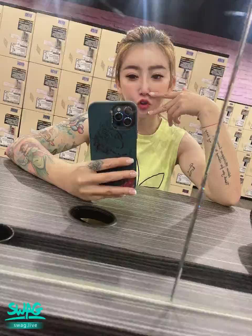arielbb : ✨網美顏值🌹無距離感🌹愛聊天的女孩兒🌟
只想做你的專屬的小女友🙈
甜蜜蜜約會可甜可鹹的那種💕
可愛又壞壞的🤗會直接甜死你😈
🌟1:1純約會私訊👉🏻我想約你🌟
百分百約會不踩雷🙈
顏值保證🌈就怕你不約我👻
#純約會特價中
#長腿
#愛子
#大奶
#潮吹女王
#大尺度
Babe