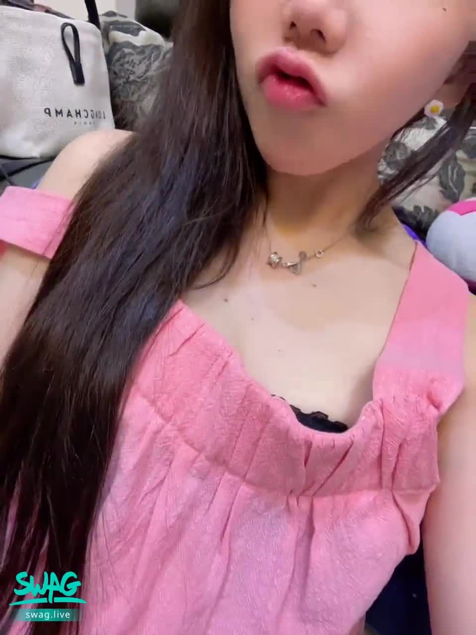 sexysnowfox : 追蹤我了嗎？會有驚喜喔！😉