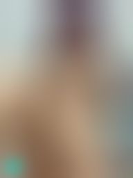 lizbaby : 想要被你寵愛🥺
#裸上身 #半露臉 #美腿