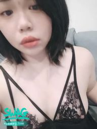 maysky : ❤️奶穴同框❤️
一下玩奶一下玩穴,哥哥會不會愛我?❤️
