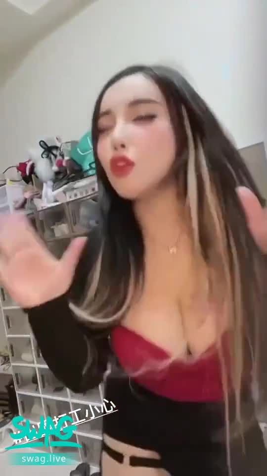 kamting : 婷婷跳舞日常❤️
出國打工要小心,不管什麼工作機會,記得要多方查證唷!SWAG婷婷 關心您~❤️
#出國打工小心 #防詐騙專線165