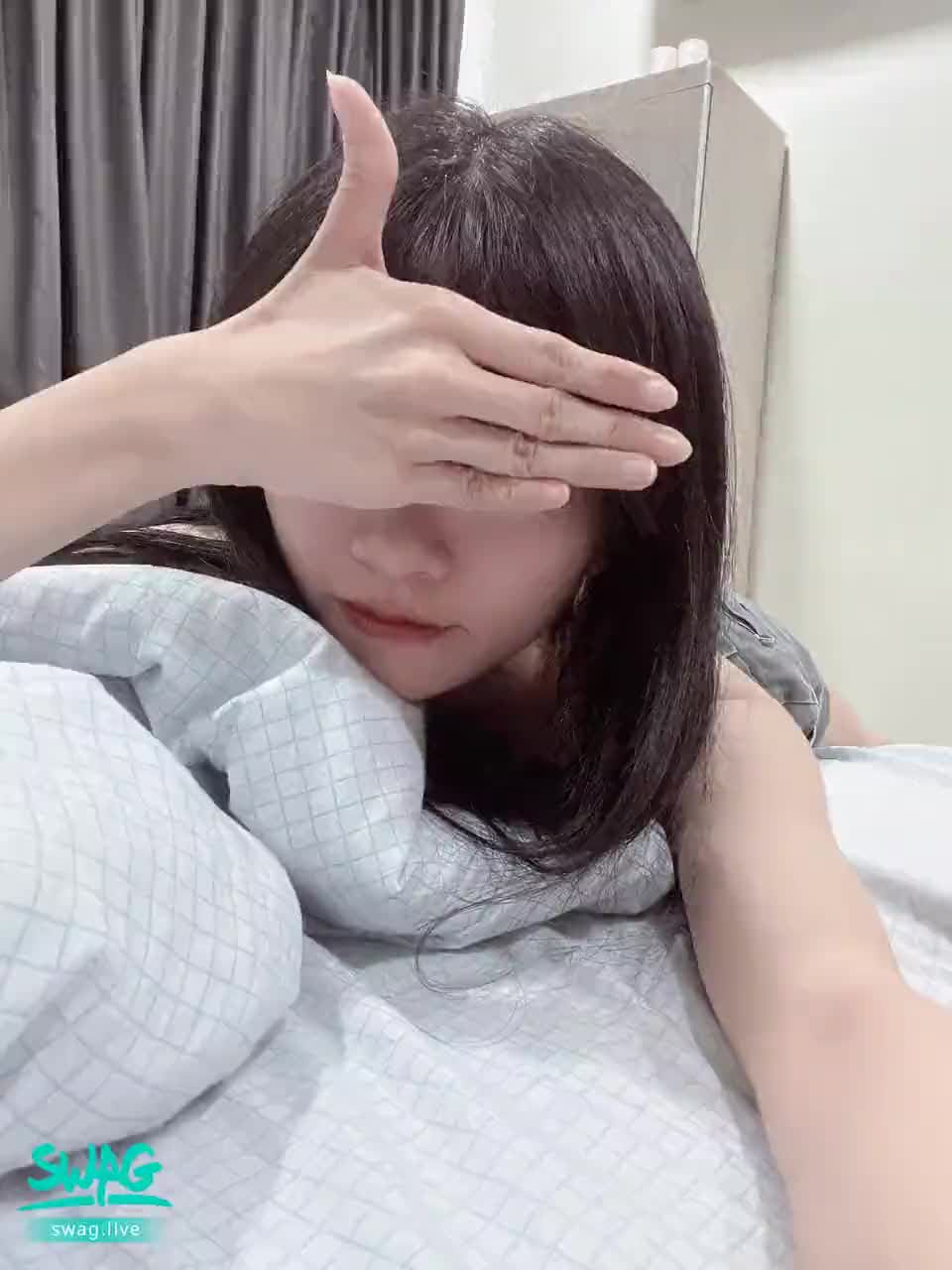 lizbaby : 這樣就能夠清楚看到我的輪廓了吧？
#半臉