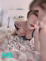 lovekikii : Tear off the chest stickers directly on the spot 🌞 The entire breast is exposed 😈 so shameful

I like being sucked 💦 It must be very wet
Let's talk about practicing love ❤️
Then chat with you and be your exclusive little lover 🥰